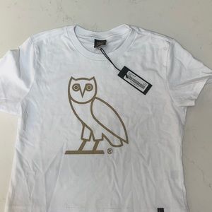 **NWT** October’s Very Own Tshirt